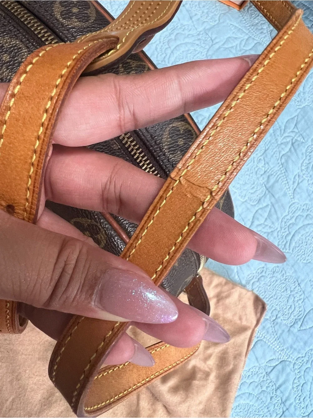 Louis Vuitton Blois Vintage Crossbody bag